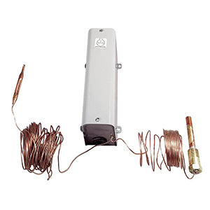 1050-1 INDOOR/OUTDOOR HOT WATER CONTROL, SPST, OPEN ON RISE, 10 DEG F FIXED DIFFERENTIAL, 15' CAPILLARY ON INSIDE BULB, 30' CAPILLARY ON OUTSIDE BULB, ADJUSTABLE RESET RATIO, 1/2" WELL FOR BULB
