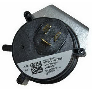 C6456507 PRESSURE SWITCH -1.2" (2) 3 WIRE W/WIRES