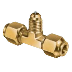 A31444 1/4" SAE TEE W/NUTS PKG/3