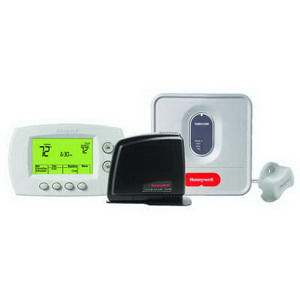 YTH6320R1122 Y-PACK CONTAINING THE WIRELESS FOCUSPRO KIT YTH6320R1001, A REDLINK TO INTERNET GATEWAY THM6000R1002 AND AN OUTDOOR AIR SENSOR C7089R1013 FOCUSPRO KIT YTH6320R1001, A REDLINK TO INTERNET GATEWAY THM6000R1002 AND AN OUTDOOR AIR SENSOR C7089R1013